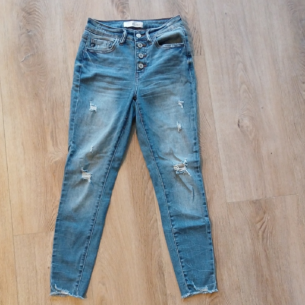 Kancan Ripped Distressed Skinny Jean